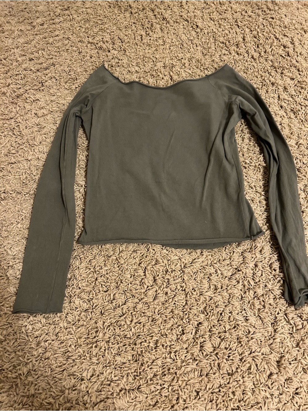 Brandy Melville Bonnie off the shoulder top - Picture 3 of 8